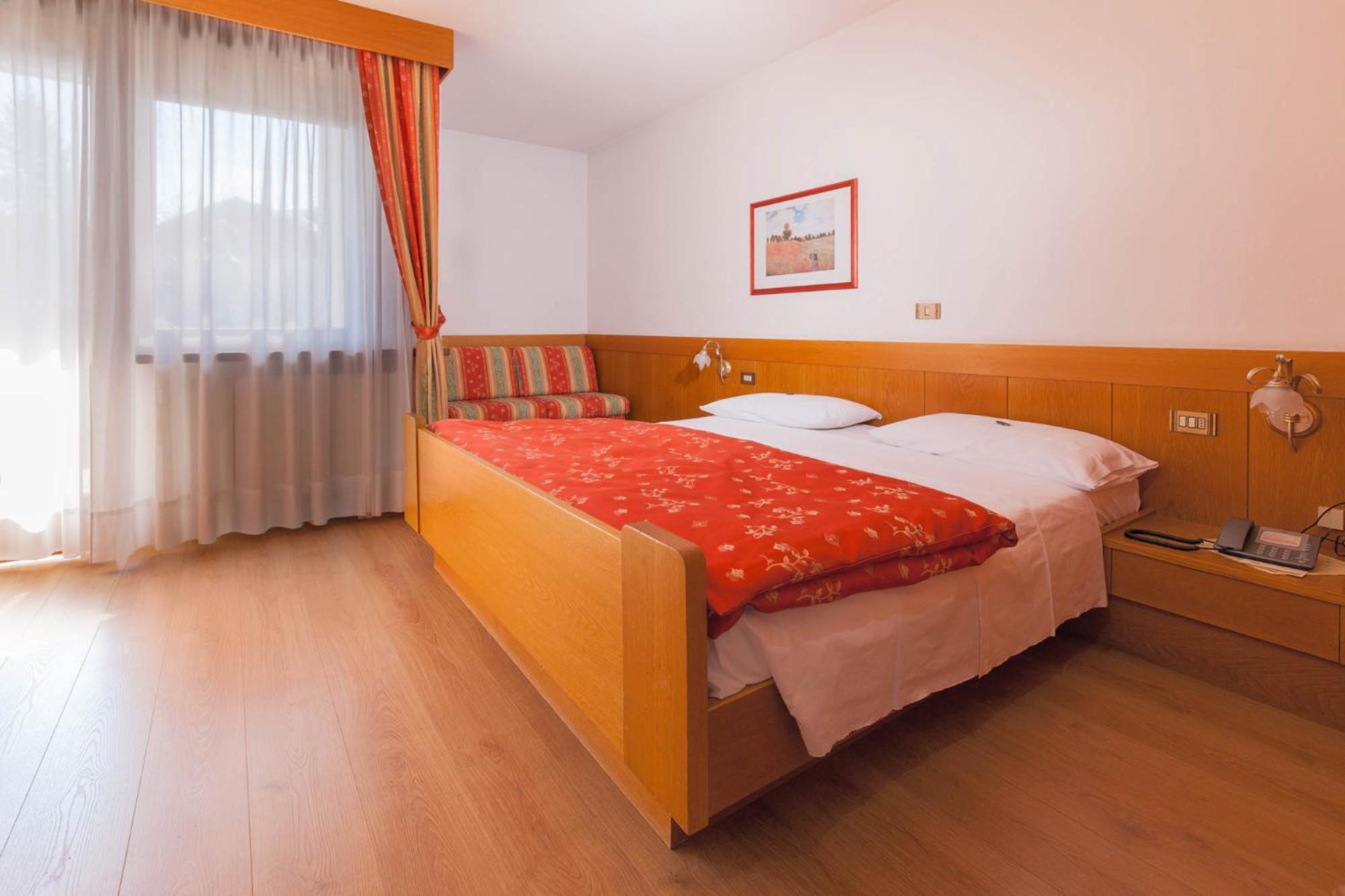 Hotel Panorama Сан-Мартіно-ді-Кастроцца Екстер'єр фото