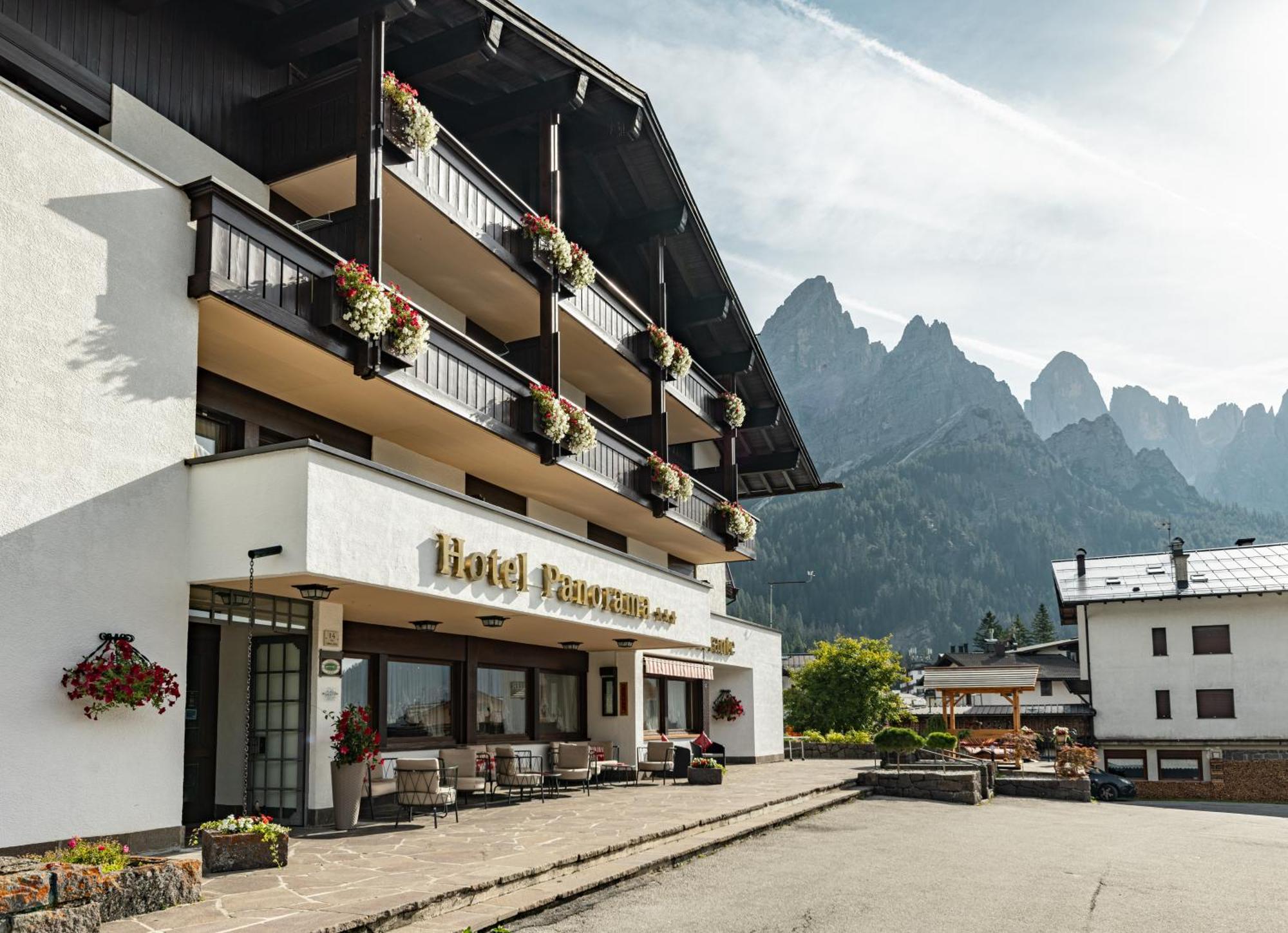Hotel Panorama Сан-Мартіно-ді-Кастроцца Екстер'єр фото