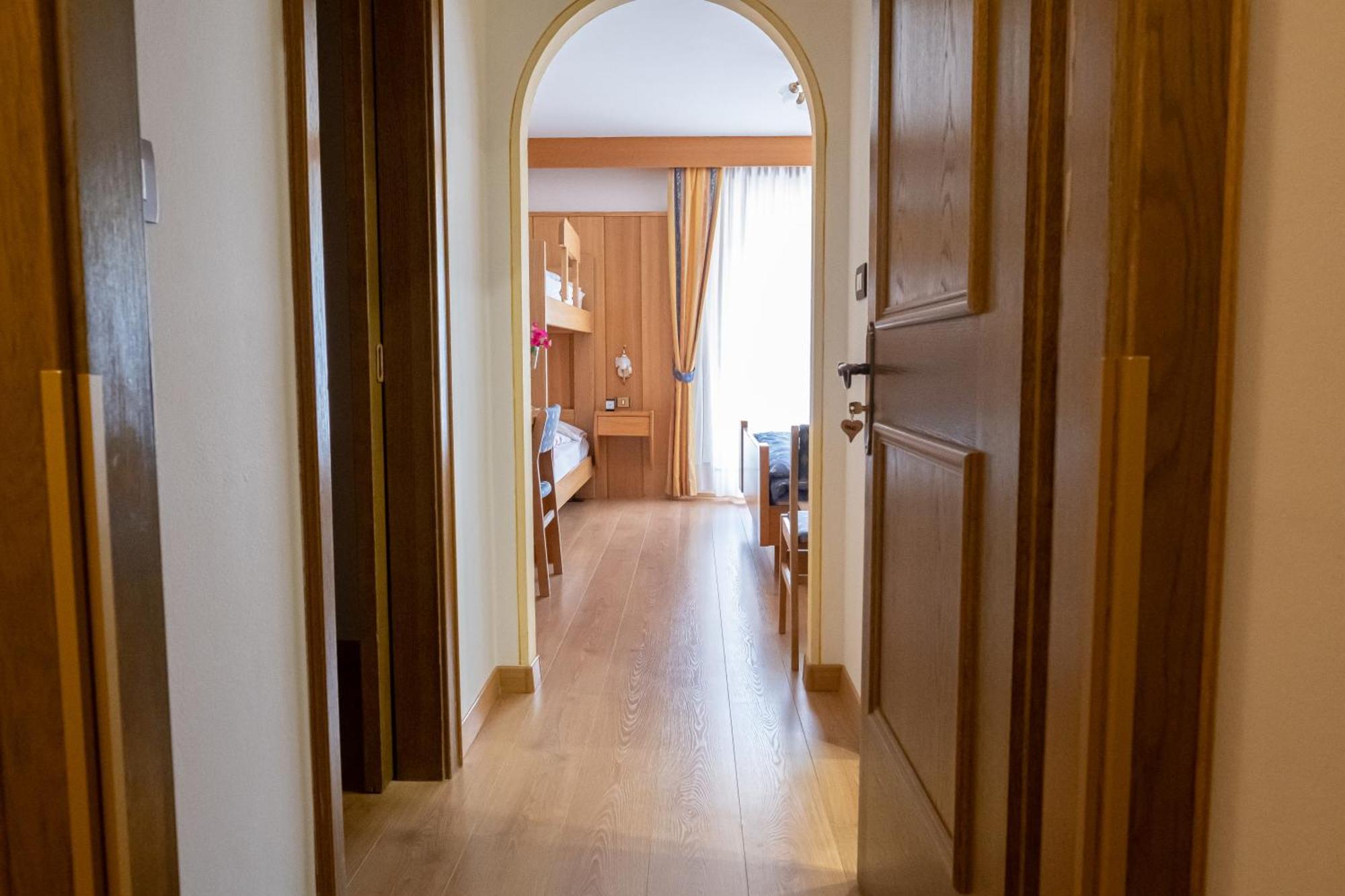 Hotel Panorama Сан-Мартіно-ді-Кастроцца Екстер'єр фото